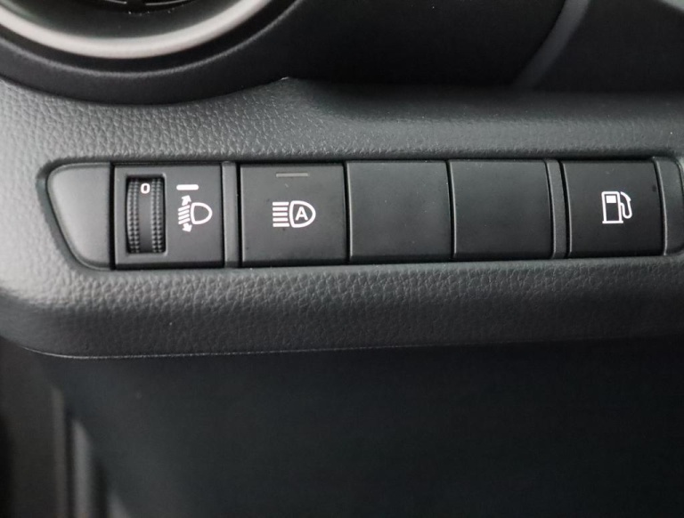 Toyota C-HR - 1.8 Hybrid 140 Active 30