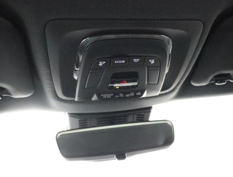 Toyota C-HR - 1.8 Hybrid 140 Active 33