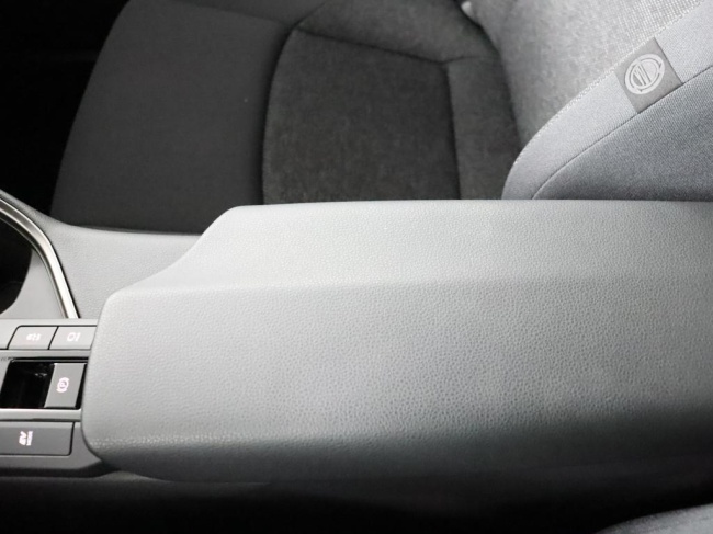 Toyota C-HR - 1.8 Hybrid 140 Active