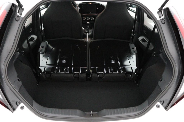 Toyota Aygo X - 1.0 VVT-i MT Play 25