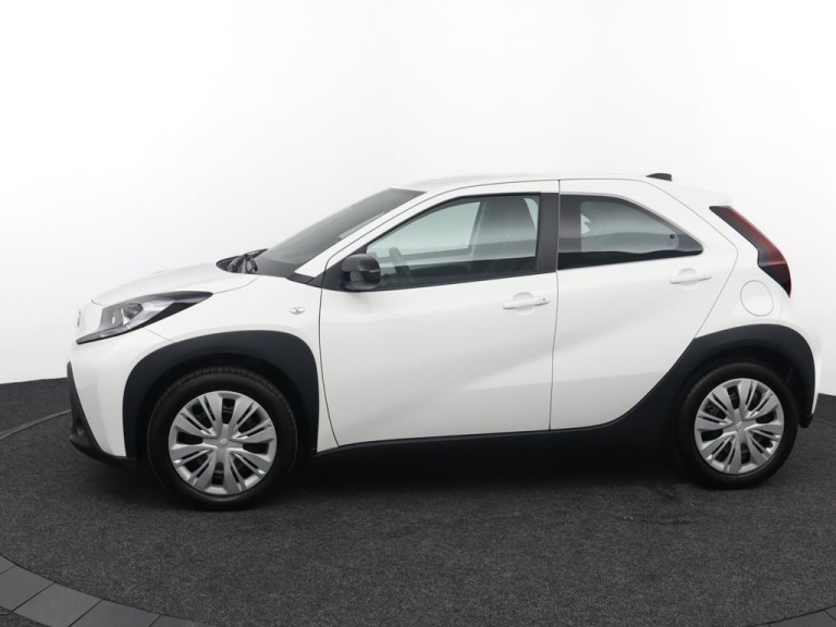 Toyota Aygo X - 1.0 VVT-i MT Play 3
