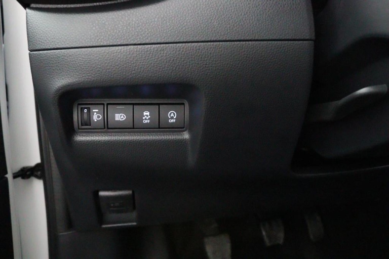 Toyota Aygo X - 1.0 VVT-i MT Play 39
