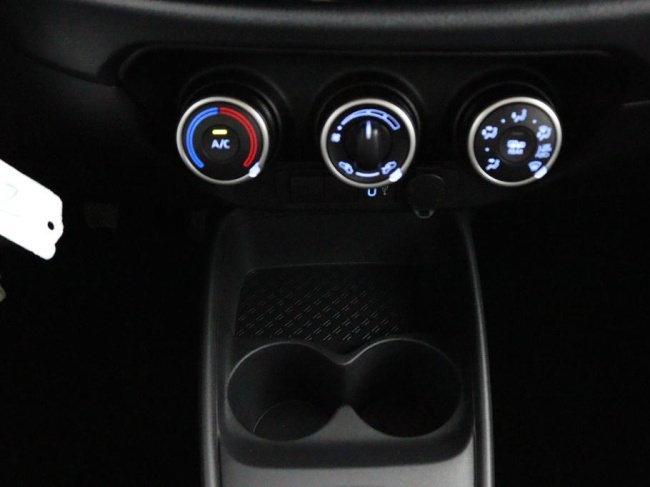 Toyota Aygo X - 1.0 VVT-i MT Play