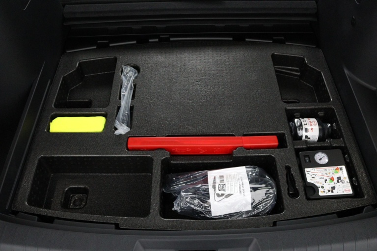 BYD SEAL U - Design 87 kWh 28