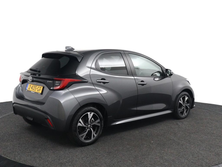 Toyota Yaris - 1.5 Hybrid 115 First Edition 2
