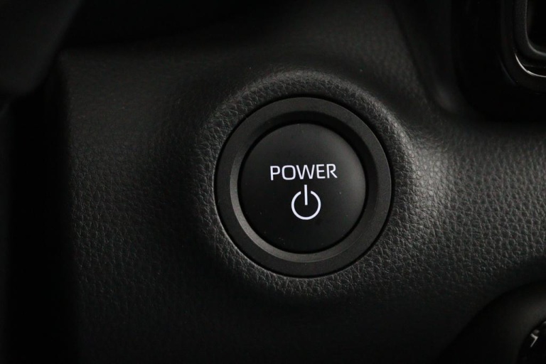Toyota Yaris - 1.5 Hybrid 115 First Edition 20