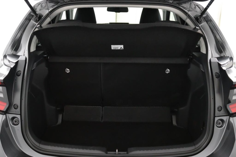 Toyota Yaris - 1.5 Hybrid 115 First Edition 25