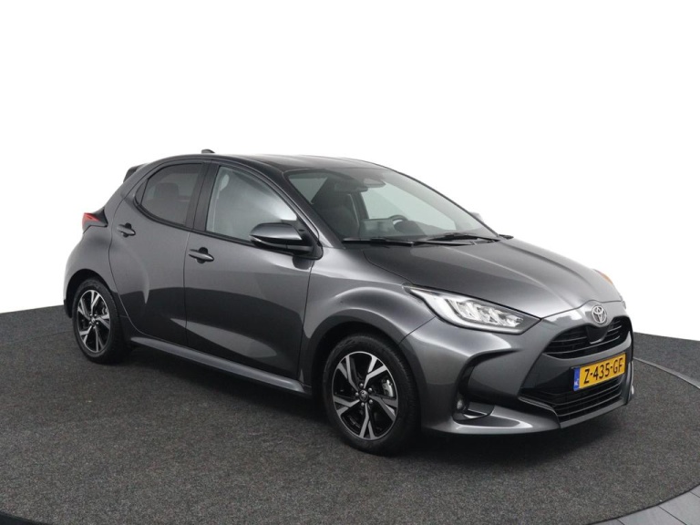 Toyota Yaris - 1.5 Hybrid 115 First Edition 3