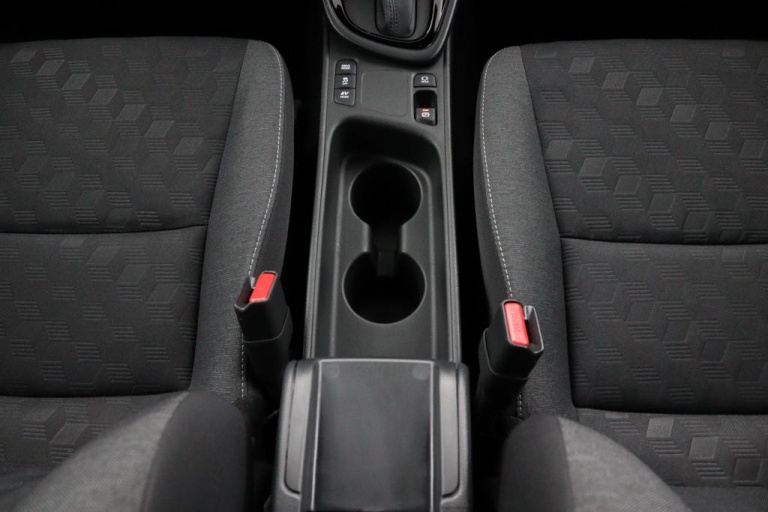 Toyota Yaris - 1.5 Hybrid 115 First Edition 30