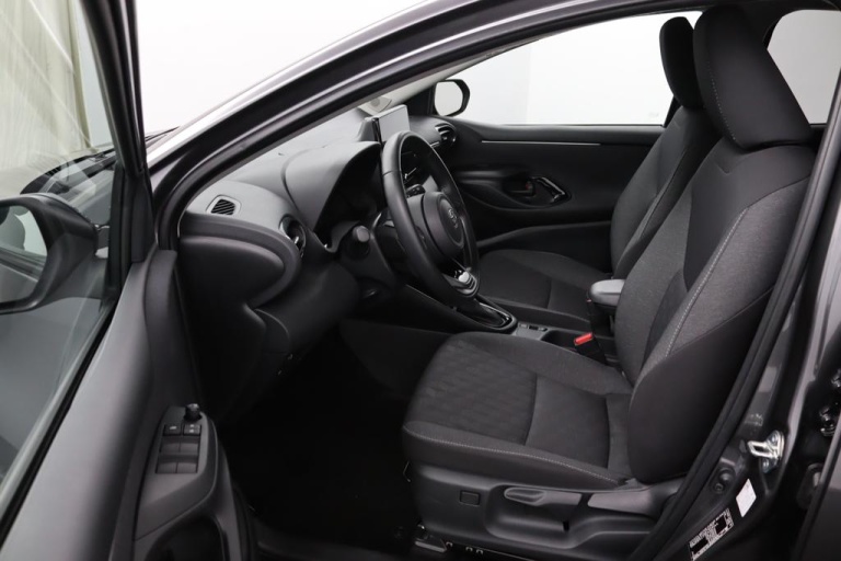 Toyota Yaris - 1.5 Hybrid 115 First Edition 9