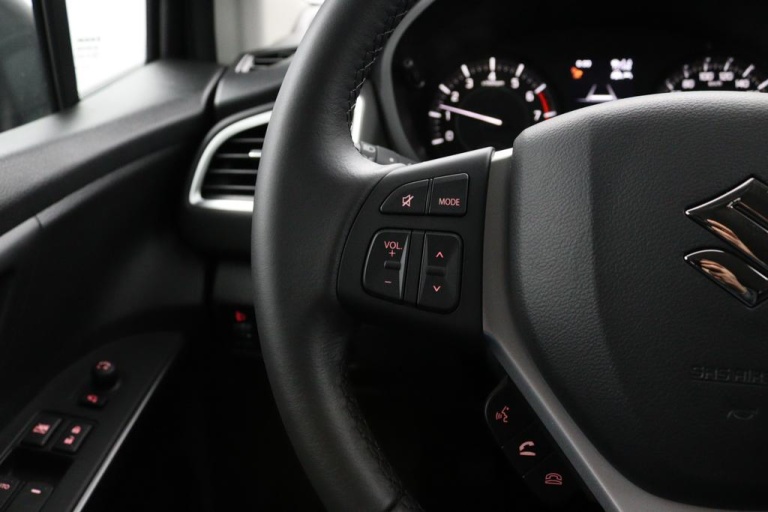 Suzuki S-Cross - 1.4 Boosterjet Select Smart Hybrid 15