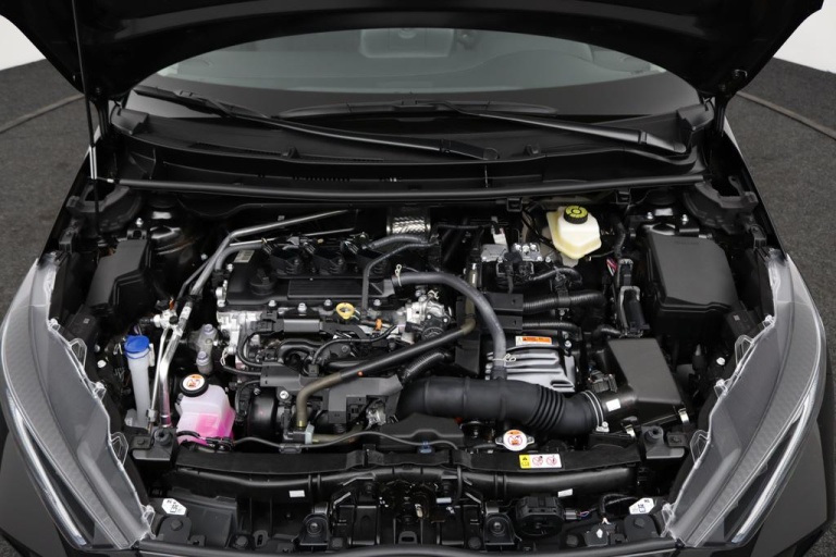 Toyota Yaris - 1.5 Hybrid 115 First Edition 25