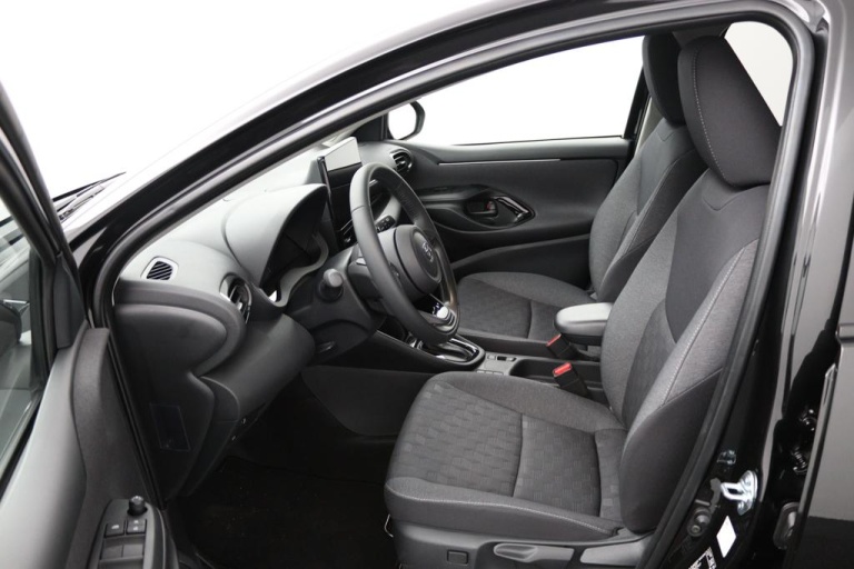 Toyota Yaris - 1.5 Hybrid 115 First Edition 9