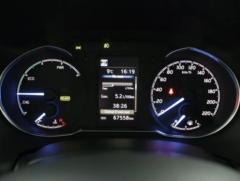 Toyota Yaris - 1.5 Hybrid Bi-Tone Plus 49
