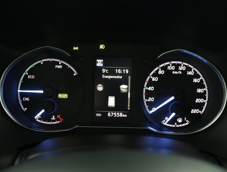 Toyota Yaris - 1.5 Hybrid Bi-Tone Plus 51