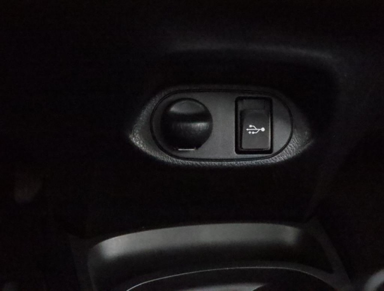 Toyota Yaris - 1.5 Hybrid Bi-Tone Plus 60