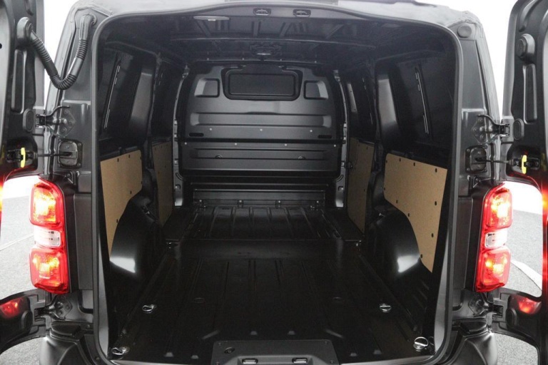 Toyota PROACE Long Worker - 2.0 D-4D L2 Challenger 14