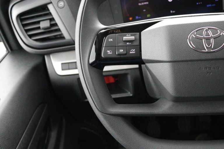 Toyota PROACE Long Worker - 2.0 D-4D L2 Challenger 22