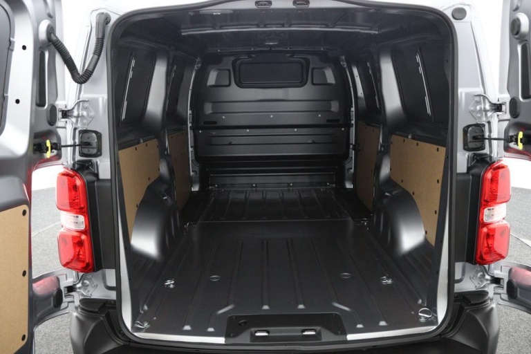 Toyota PROACE Long Worker - 2.0 D-4D L2 Challenger 26