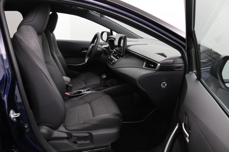 Toyota Corolla Touring Sports - Hybrid 140 Business Plus 10