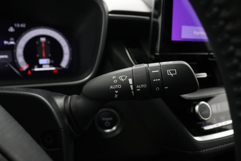 Toyota Corolla Touring Sports - Hybrid 140 Business Plus 19