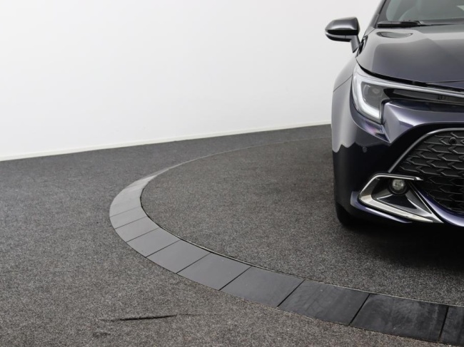 Toyota Corolla Touring Sports - Hybrid 140 Business Plus