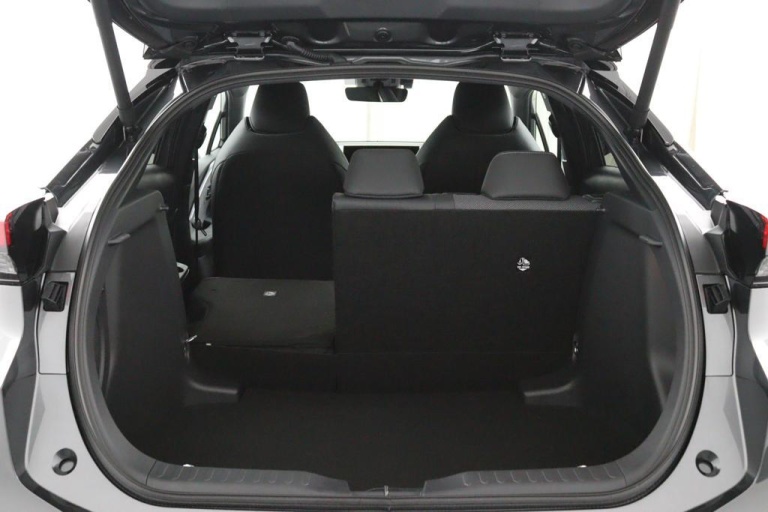 Toyota C-HR - 1.8 Hybrid 140 Executive 24