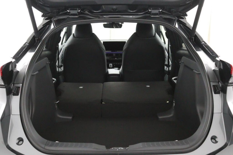 Toyota C-HR - 1.8 Hybrid 140 Executive 25