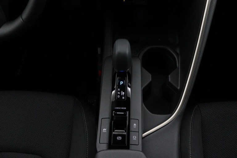 Toyota C-HR - 1.8 Hybrid 140 Executive 26