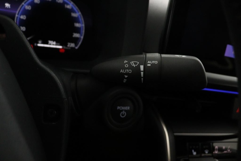 Toyota C-HR - 1.8 Hybrid 140 Executive 31