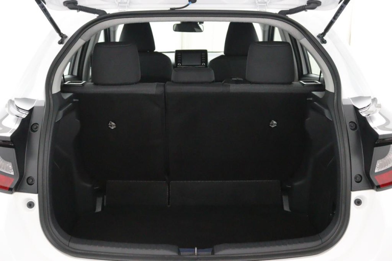 Toyota Yaris - 1.5 Hybrid Active 27