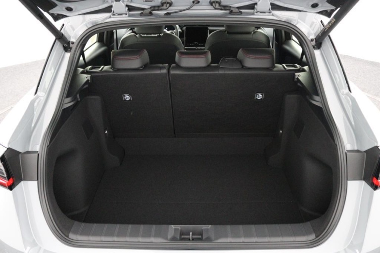 Lexus LBX - Elegant 2WD 23