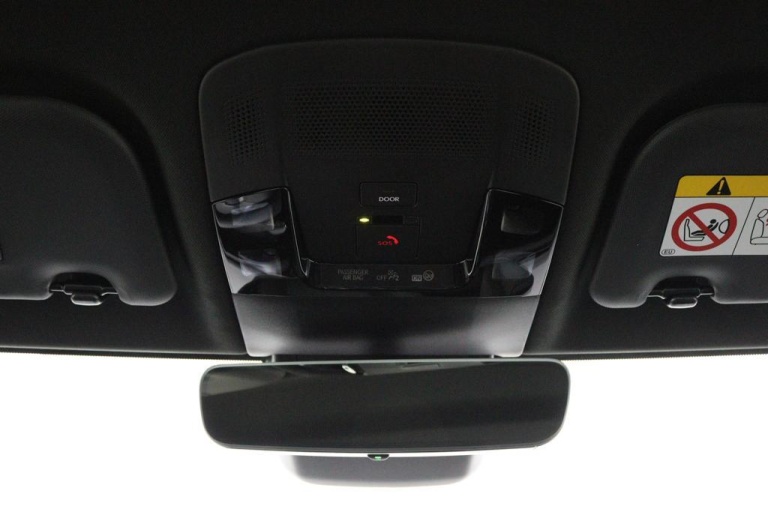 Lexus LBX - Elegant 2WD 32