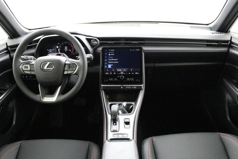 Lexus LBX - Elegant 2WD 4