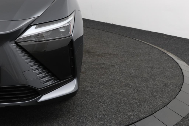 Lexus RZ - 300e Executive Line 71 kWh 36