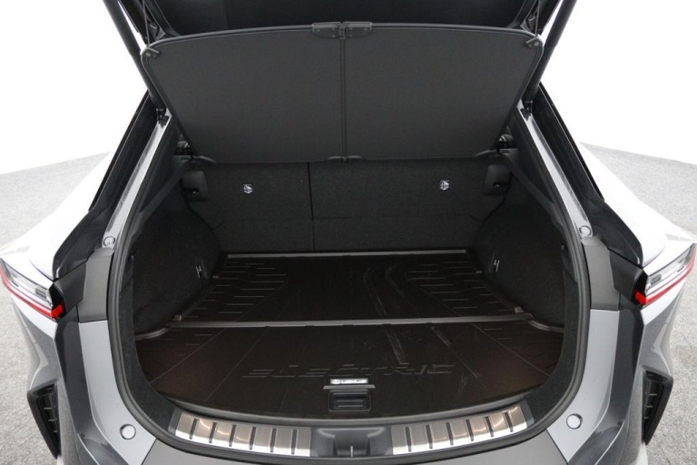 Lexus RZ - 300e Executive Line 71 kWh 56