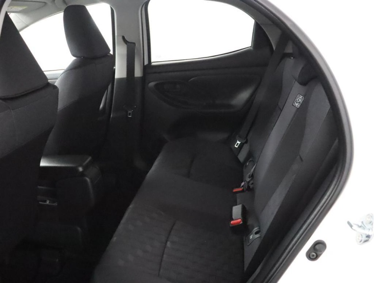 Toyota Yaris - 1.5 Hybrid 115 Dynamic 18