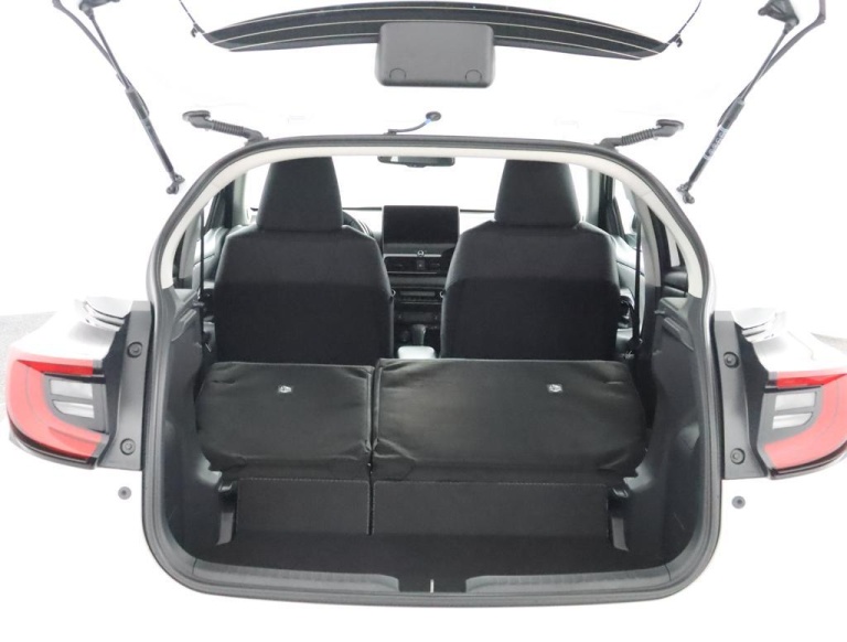 Toyota Yaris - 1.5 Hybrid 115 Dynamic 26