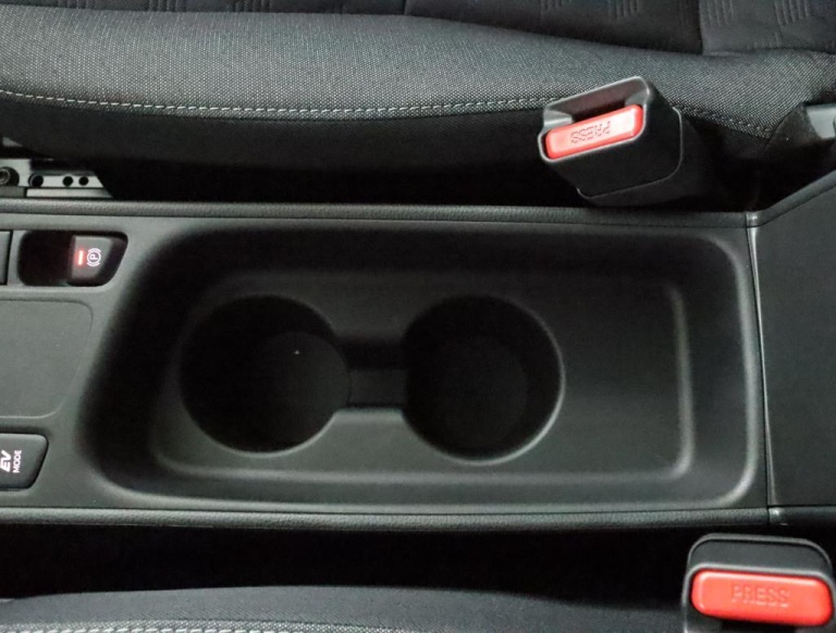 Toyota Yaris - 1.5 Hybrid 115 Dynamic 66