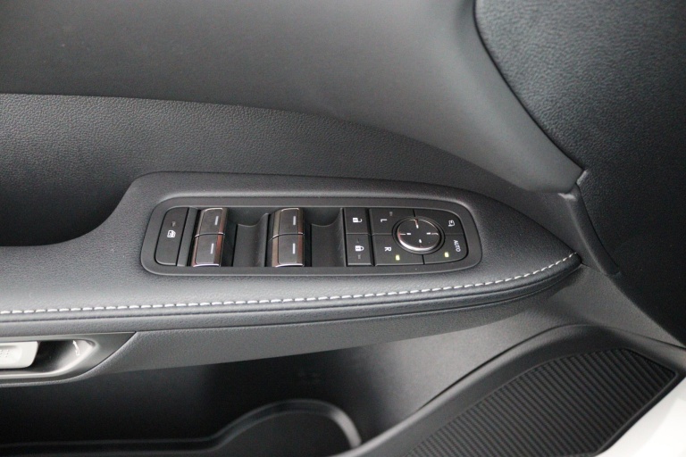 Lexus RX - 450h+ Plug-in Hybrid F Sport Design 28
