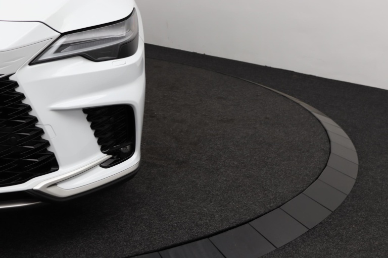 Lexus RX - 450h+ Plug-in Hybrid F Sport Design 36