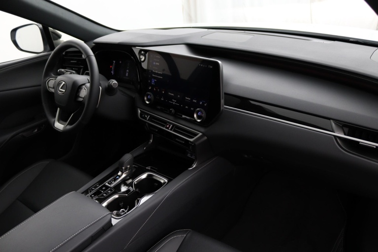 Lexus RX - 450h+ Plug-in Hybrid F Sport Design 62