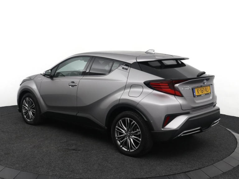 Toyota C-HR - 2.0 Hybrid Executive 12