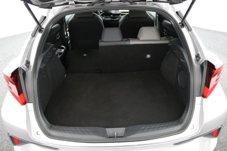 Toyota C-HR - 2.0 Hybrid Executive 25