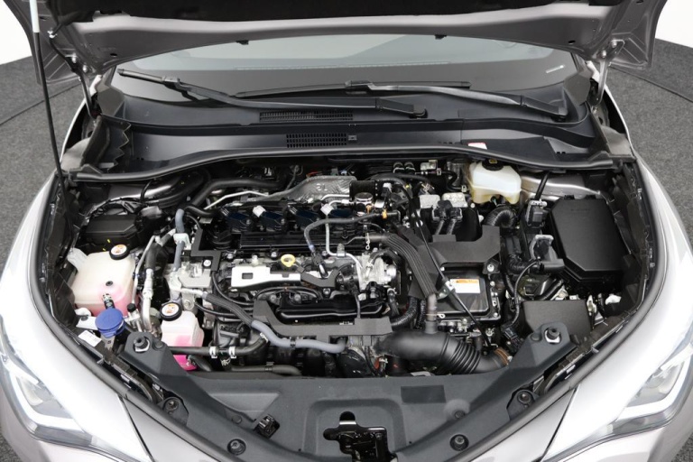 Toyota C-HR - 2.0 Hybrid Executive 34