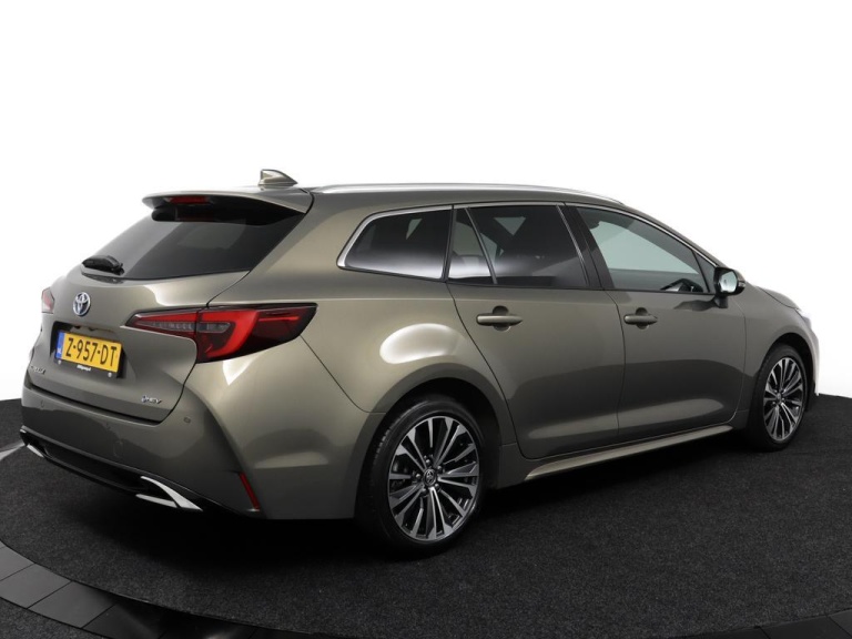Toyota Corolla Touring Sports - Hybrid 140 Dynamic 2