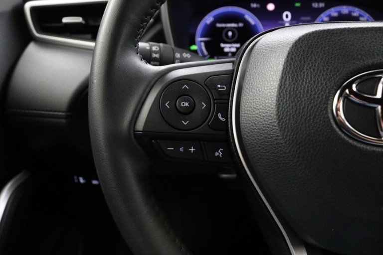 Toyota Corolla Cross - Hybrid 140 Dynamic 17