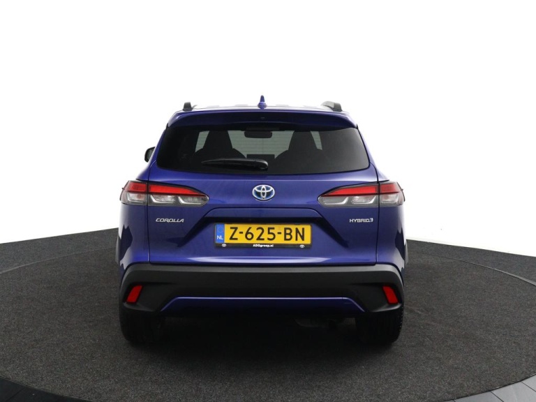 Toyota Corolla Cross - Hybrid 140 Dynamic 8