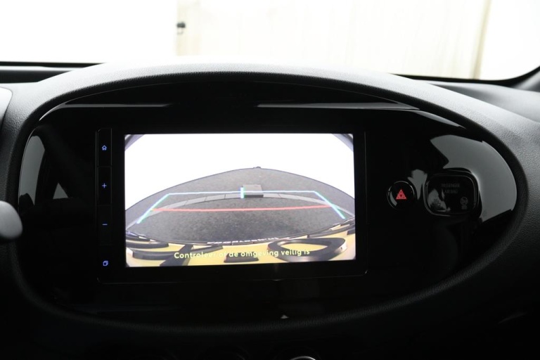 Toyota Aygo X - 1.0 VVT-i S-CVT Play 14