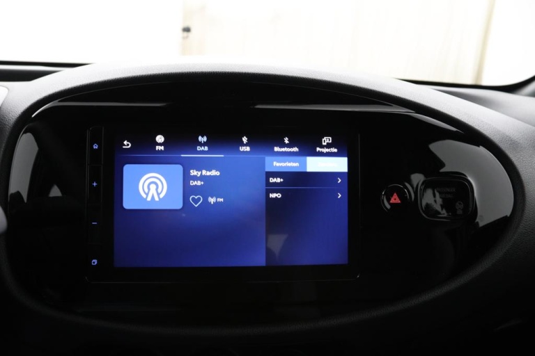 Toyota Aygo X - 1.0 VVT-i S-CVT Play 15